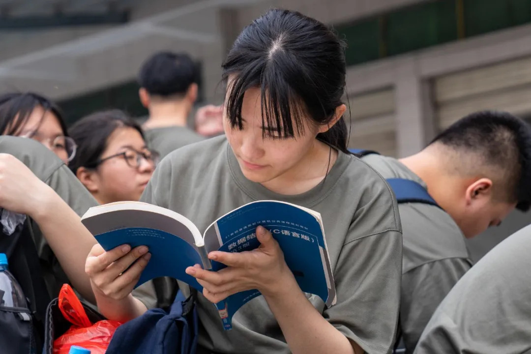 蜂蜜浏览器_fsdc.jpg 蜂蜜浏览器_fsdc.jpg